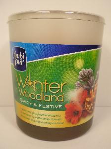 Ambi pur svíčka Winter Woodland Spicy & Festive 120 g